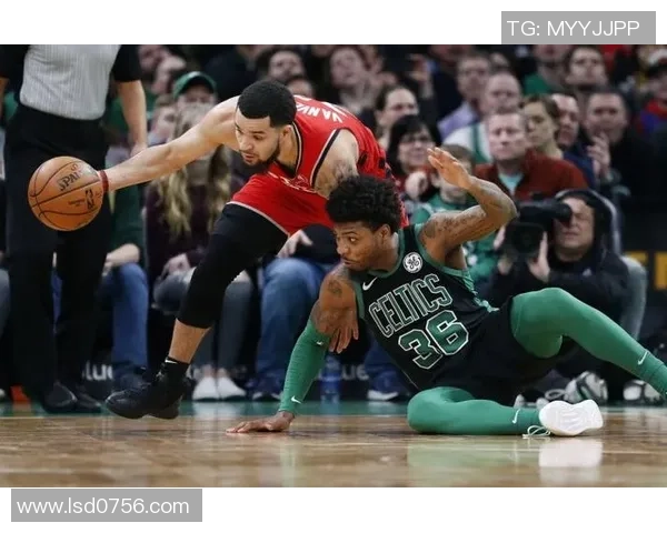 猛龙与凯尔特人第三场精彩回放分析及赛后精彩瞬间回顾 猛龙与凯尔特人第三场精彩回放分析及赛后精彩瞬间回顾